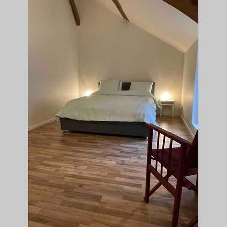 « Au 33 » Apartment Charleville-Mezieres Bagian luar foto