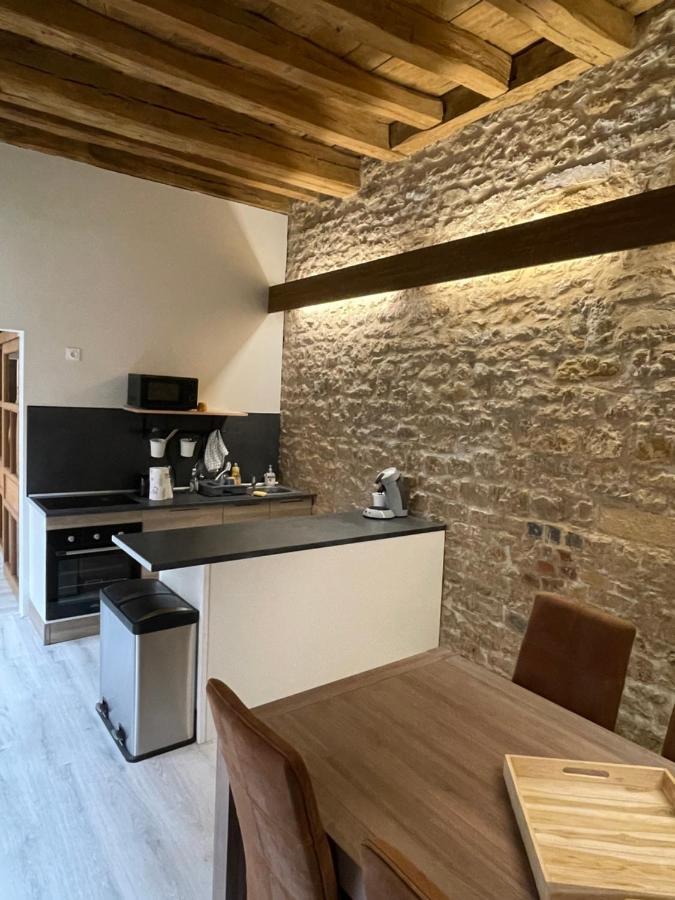 « Au 33 » Apartment Charleville-Mezieres Bagian luar foto